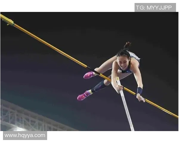 上海足球队在钻石联赛中以82分高居积分榜首位展现强劲实力