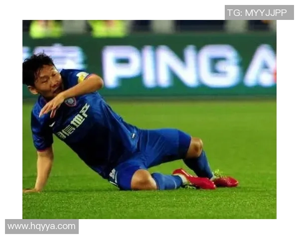 足球明星华南虎的传奇之路与球场背后的故事揭秘 足球明星华南虎的传奇之路与球场背后的故事揭秘